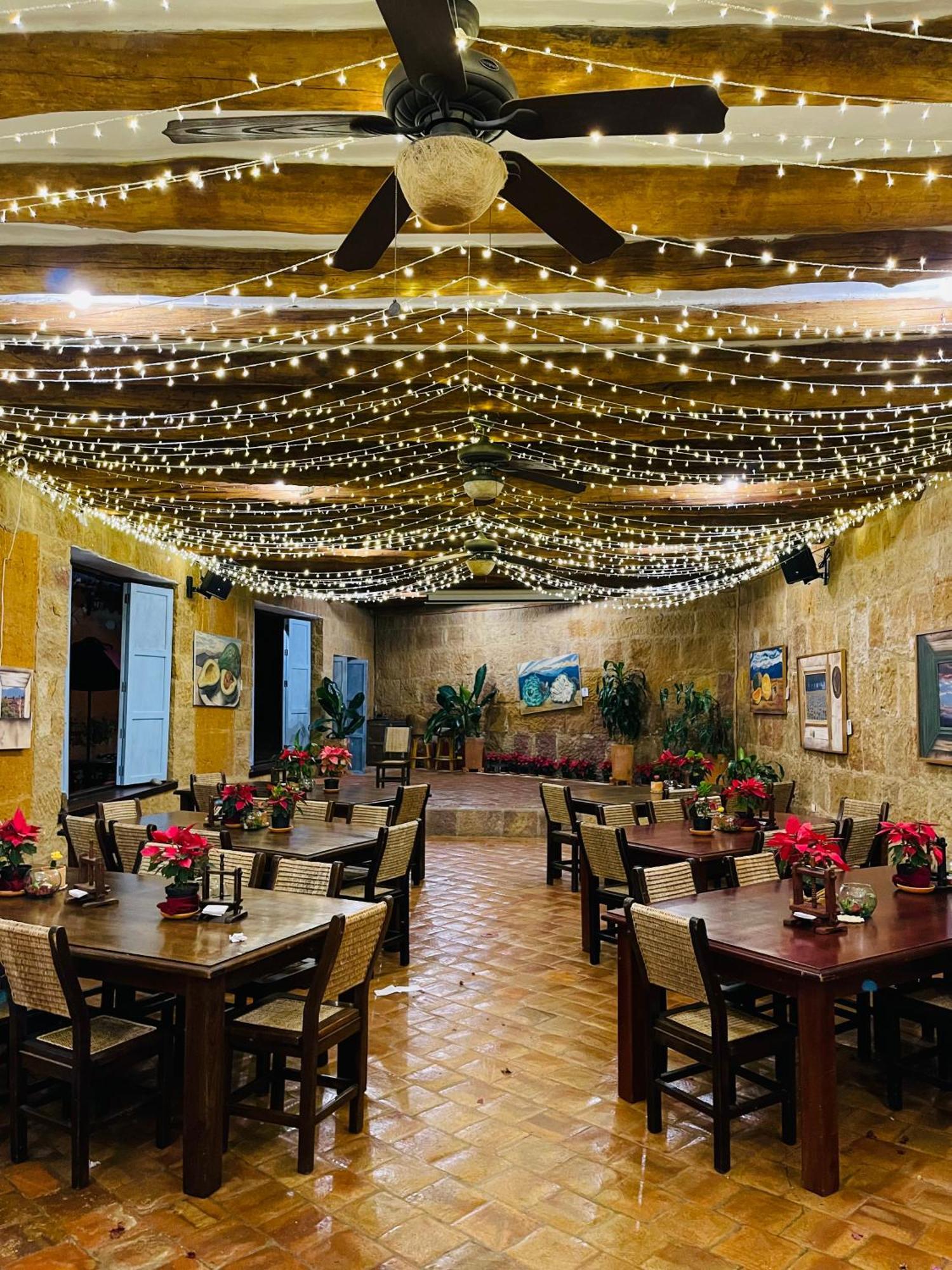 希卡苏阿会议中心酒店 巴里查拉 外观 照片